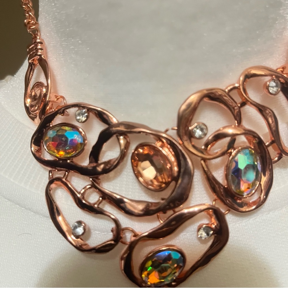 Elegant Rose Gold Necklace with Multicolor Accents